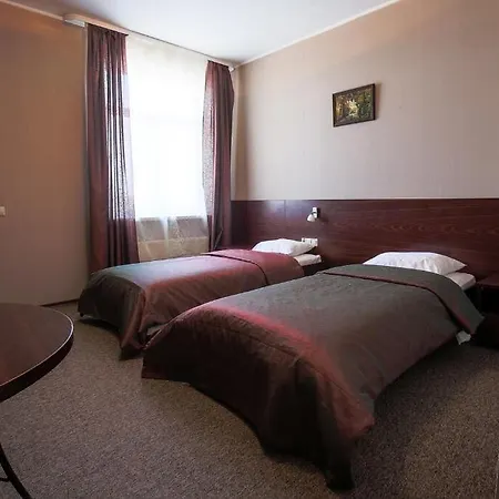 Sesame Hotel 3*