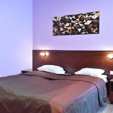 Sesame Hotel 3*
